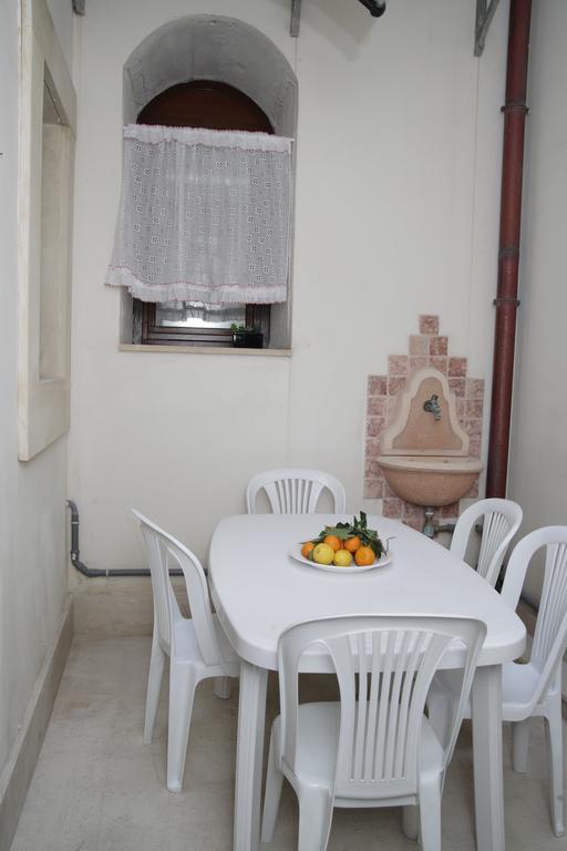 Maestranza Holiday Syrakus Exterior foto